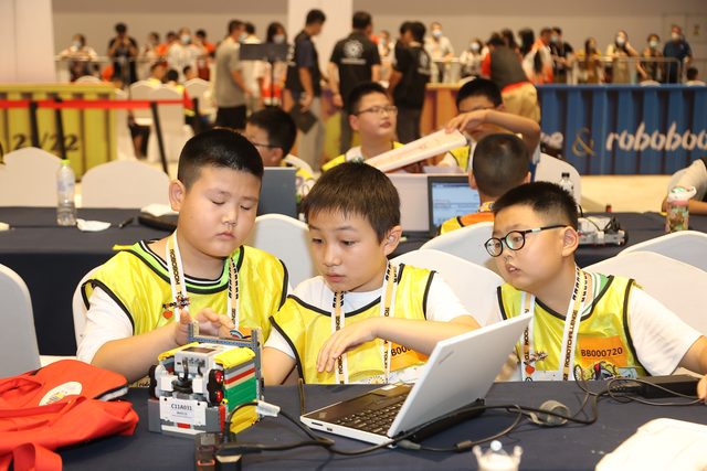 21/22 ROBOTCHALLENGE & ROBOBOOM TOUR 济南站 · 照片 360 / Photo 360
