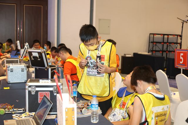 21/22 ROBOTCHALLENGE & ROBOBOOM TOUR 济南站 · 照片 363 / Photo 363