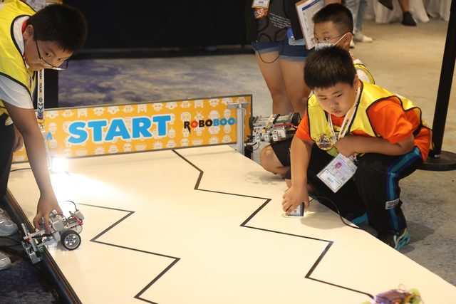 21/22 ROBOTCHALLENGE & ROBOBOOM TOUR 济南站 · 照片 423 / Photo 423