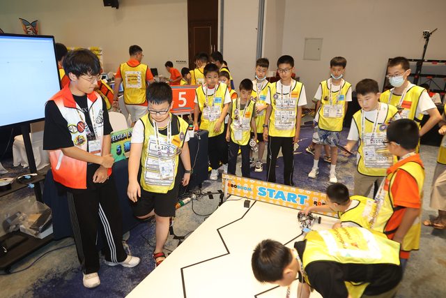 21/22 ROBOTCHALLENGE & ROBOBOOM TOUR 济南站 · 照片 445 / Photo 445